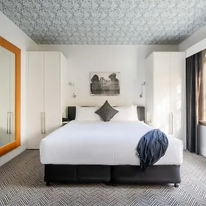 Hotel Peppers Gallery, Canberra